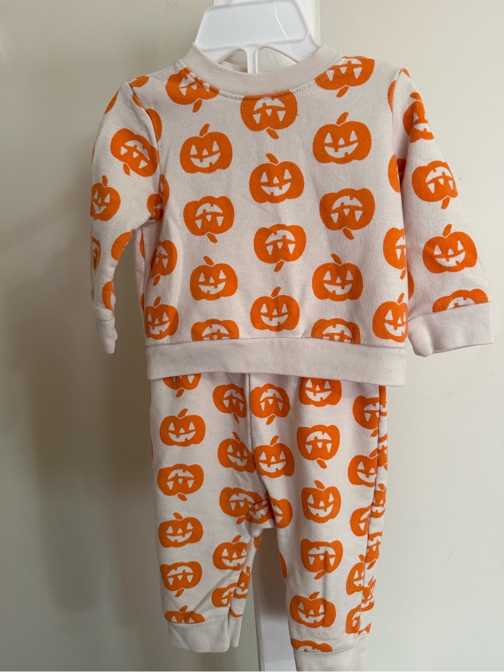 Cat & Jack Jack O Lantern Sweatsuit